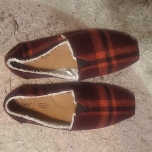 Tom's Alpargata Plaid Shearling Slip On shoes sz 9.5W